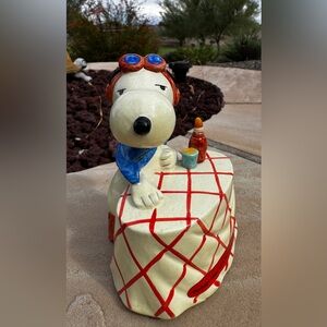 Vintage 1972 Snoopy Figurine Peanuts Japan Ceramic Decor